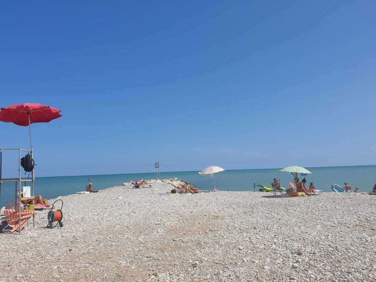 Club Del Sole Roseto Degli Abruzzi Easy Camping Village Bagian luar foto